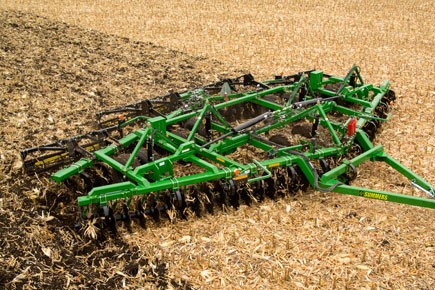 dt-diamond-disk-corn-fall-residue-management.jpg