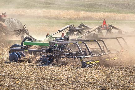Fall-Tillage-to-Fit-Your-Farm.jpg